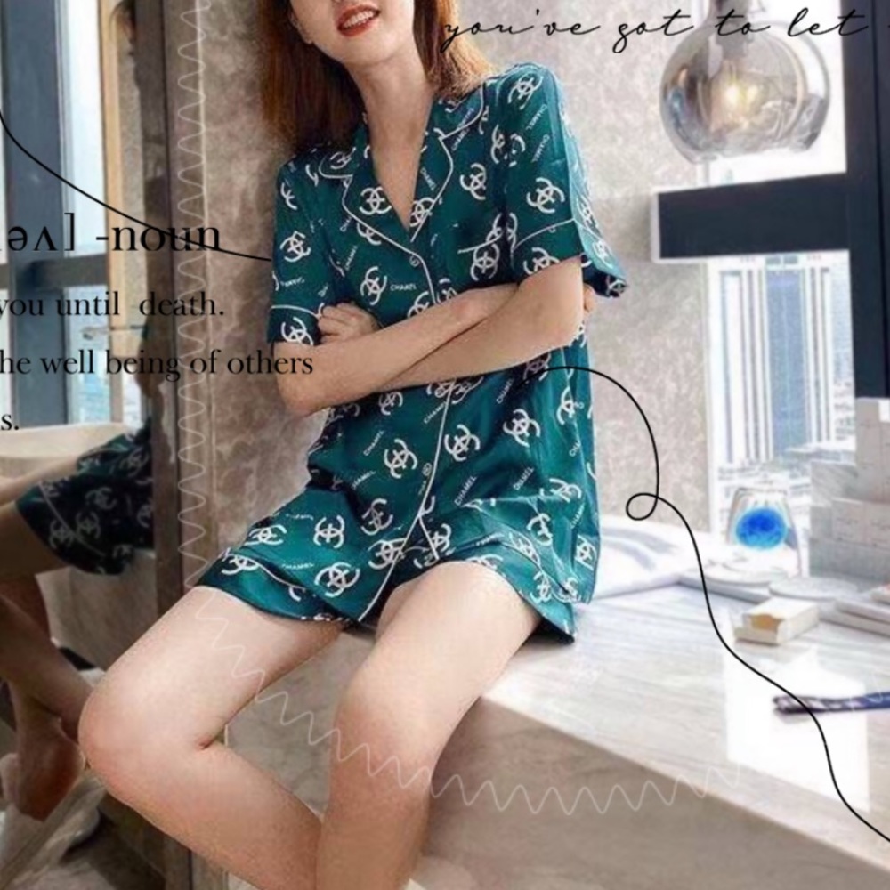 Leisure sleep wear Small/Medium Green/ Juniors